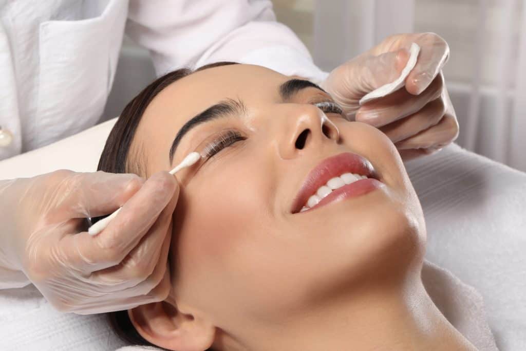 How Long Do You Have to Wait After Lash Lift and Tint